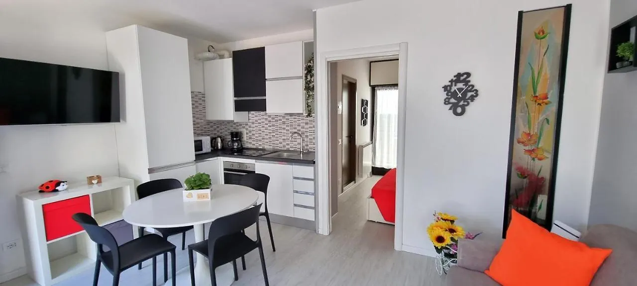Happiness Desenzano-By Goccia Di Lago Desenzano del Garda Apartment